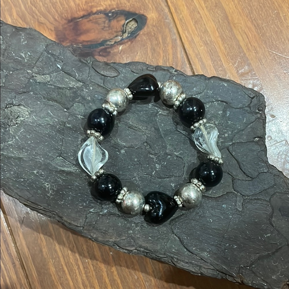 Sophisticated Black and Silver Beaded Bracelet